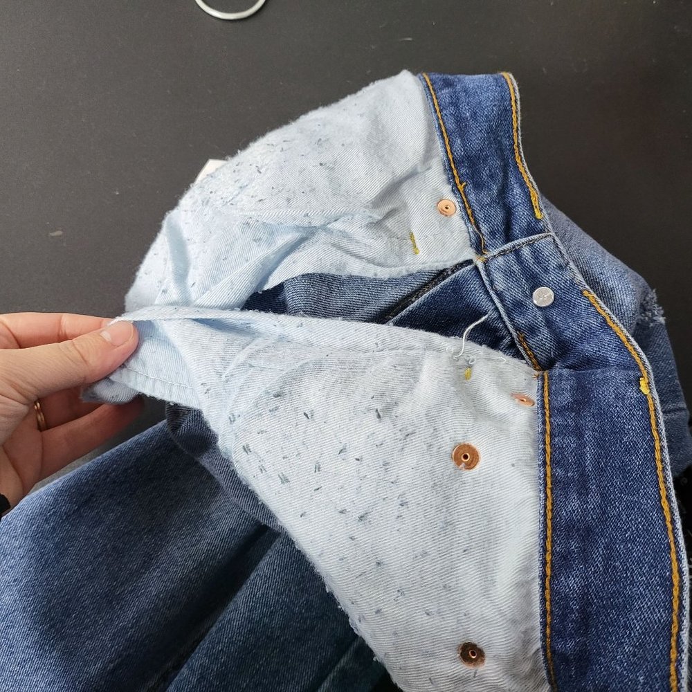 NWT Umgee Womens Mom Distressed Button Fly Medium Wash Denim Blue Jeans‎ Size 27 - Picture 3 of 12
